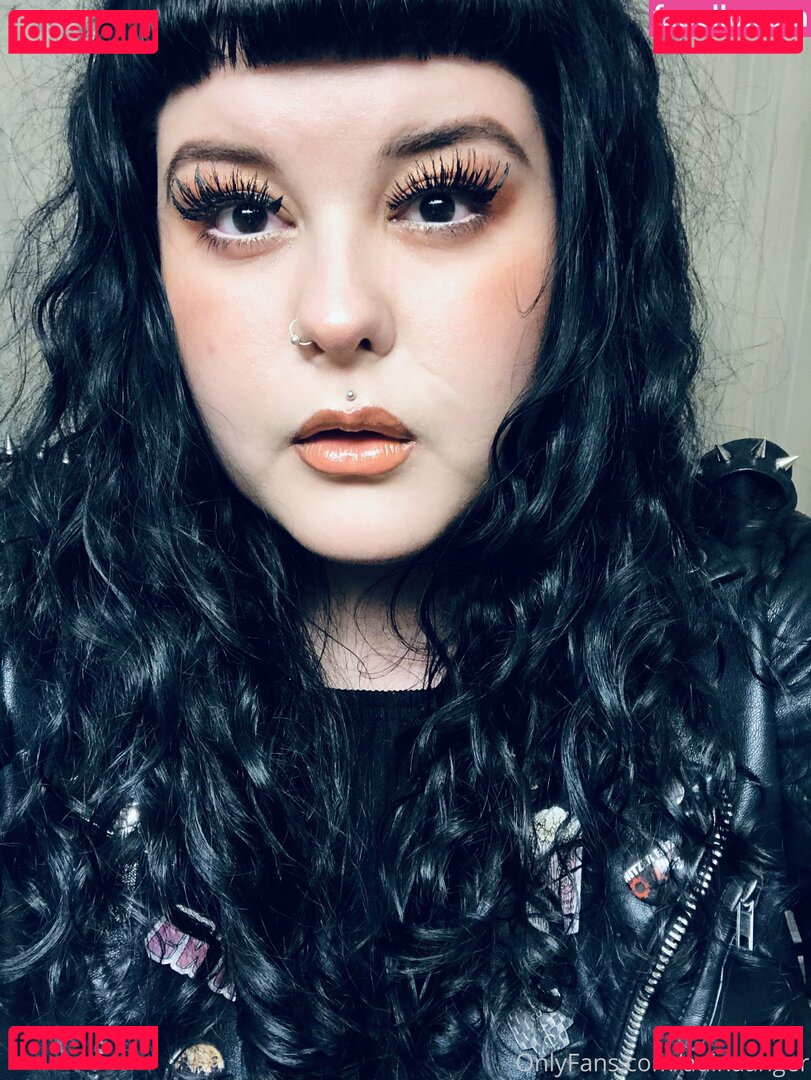 adinaanger / adinburner Onlyfans Photo Gallery 