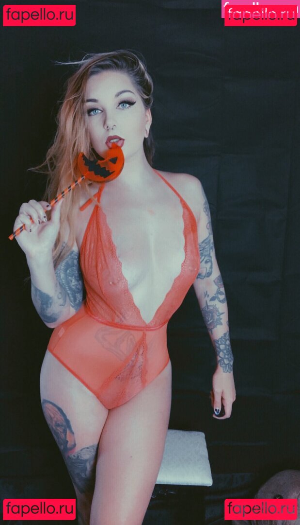 lady.dragonborn / ladydragonborn Onlyfans Photo Gallery 