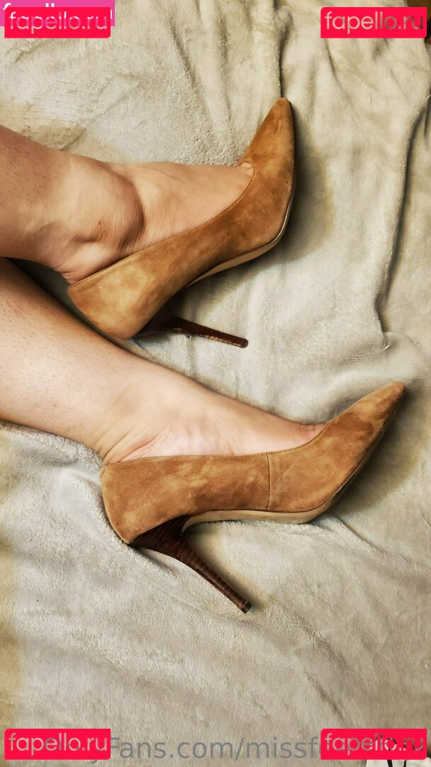 missfeetstink / missthoastink92 Onlyfans Photo Gallery 