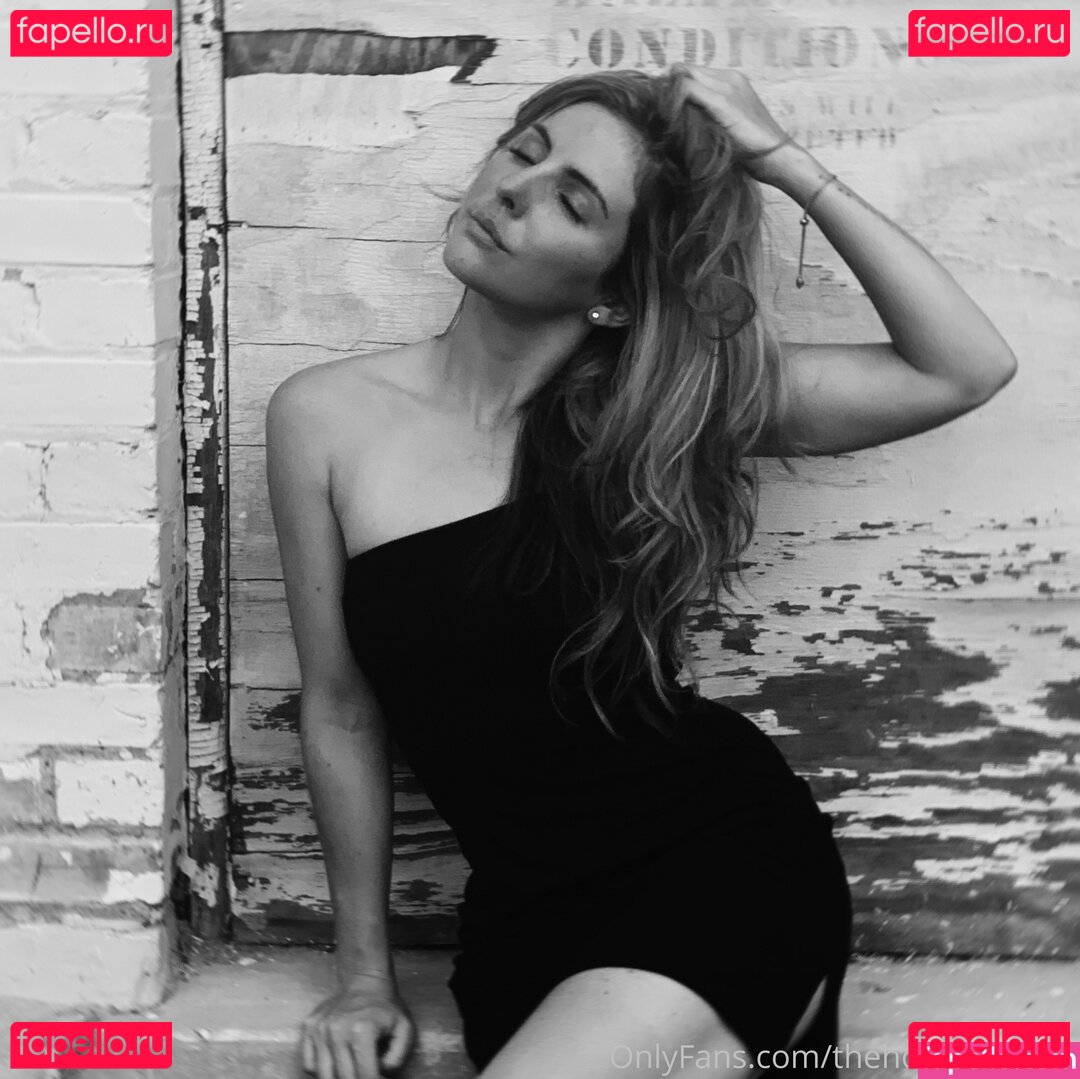 theodoraday Onlyfans Photo Gallery 