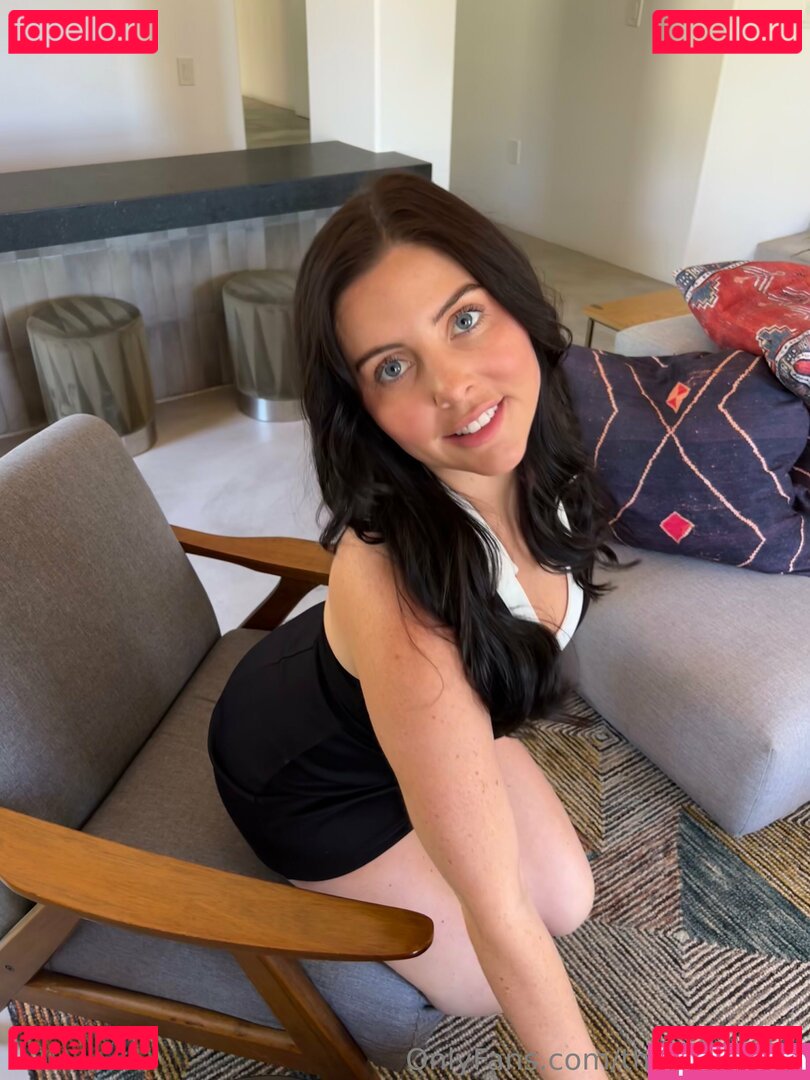 theodoraday Onlyfans Photo Gallery 