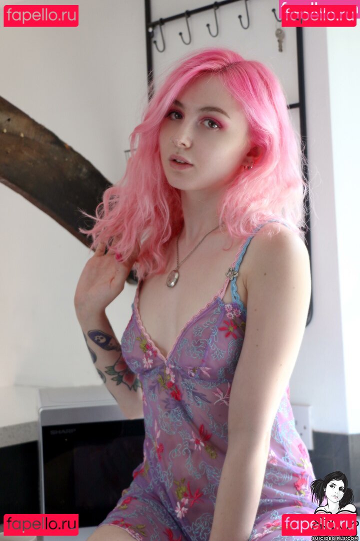 birdie / holitabun Onlyfans Photo Gallery 