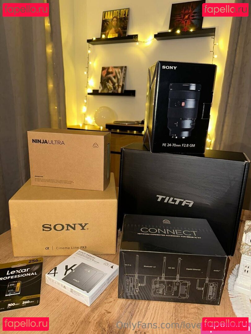 lovehershoess Onlyfans Photo Gallery 