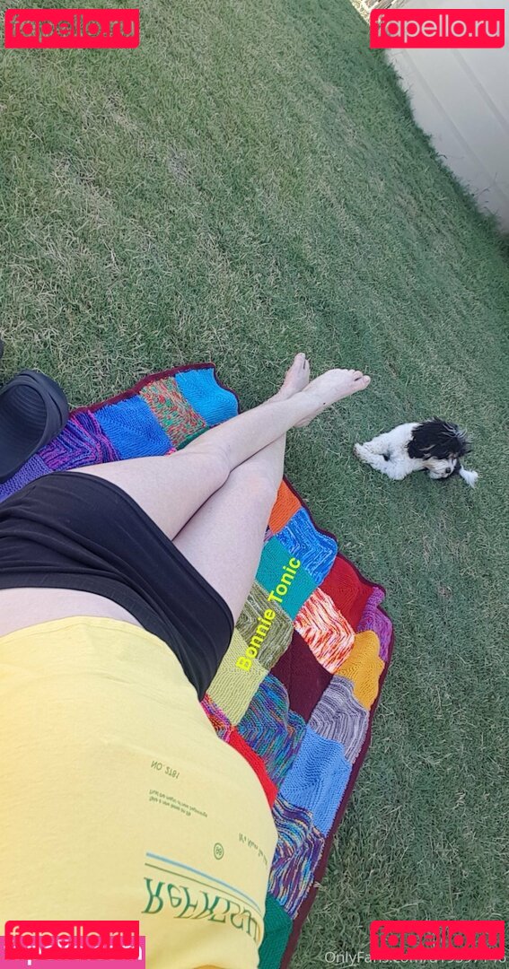 toniclust / wackarena Onlyfans Photo Gallery 