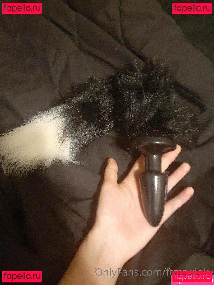 enby.qt / enbyqt Onlyfans Photo Gallery 