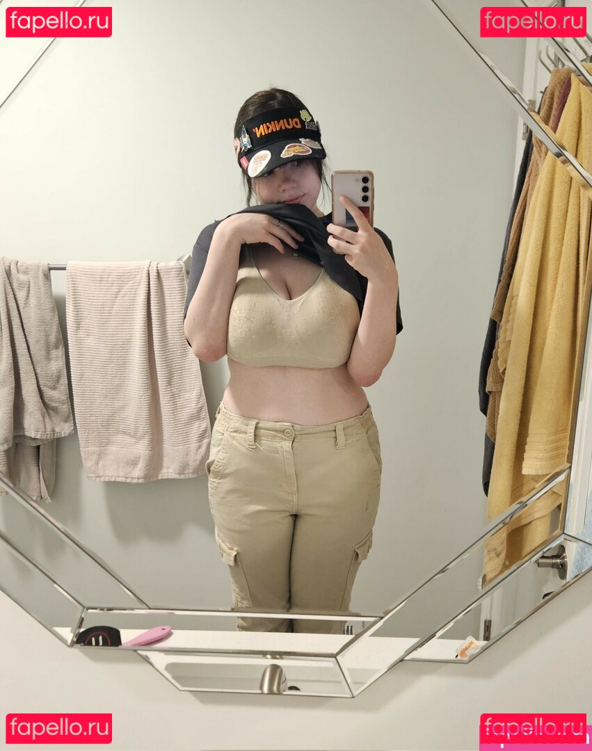 bella_peaches / bellapeaches / bellapeachesxo Onlyfans Photo Gallery 