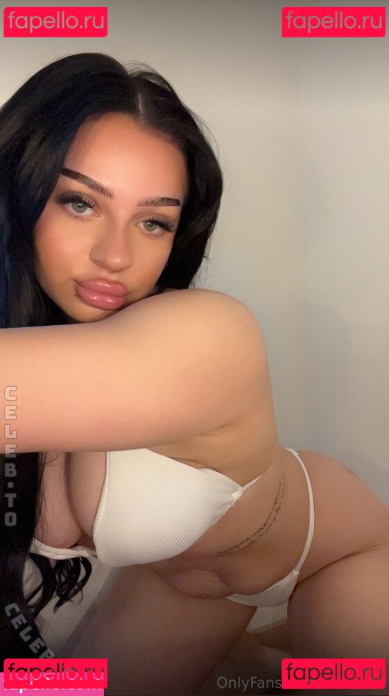 lea.stvcc15 / leaselina Onlyfans Photo Gallery 