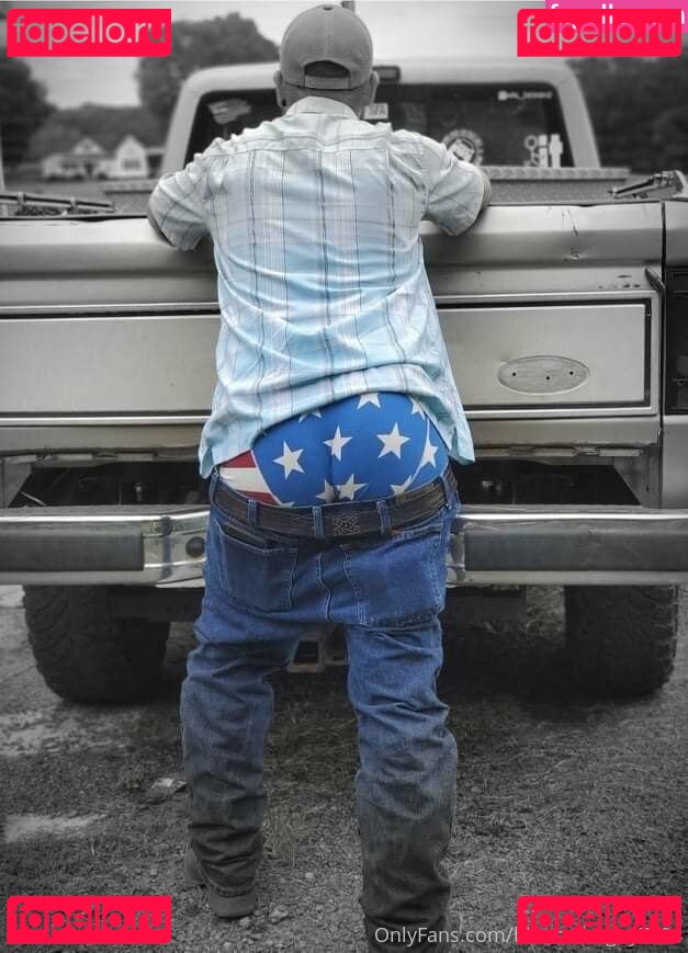 bluecollarguy7994 / boy_friend Onlyfans Photo Gallery 