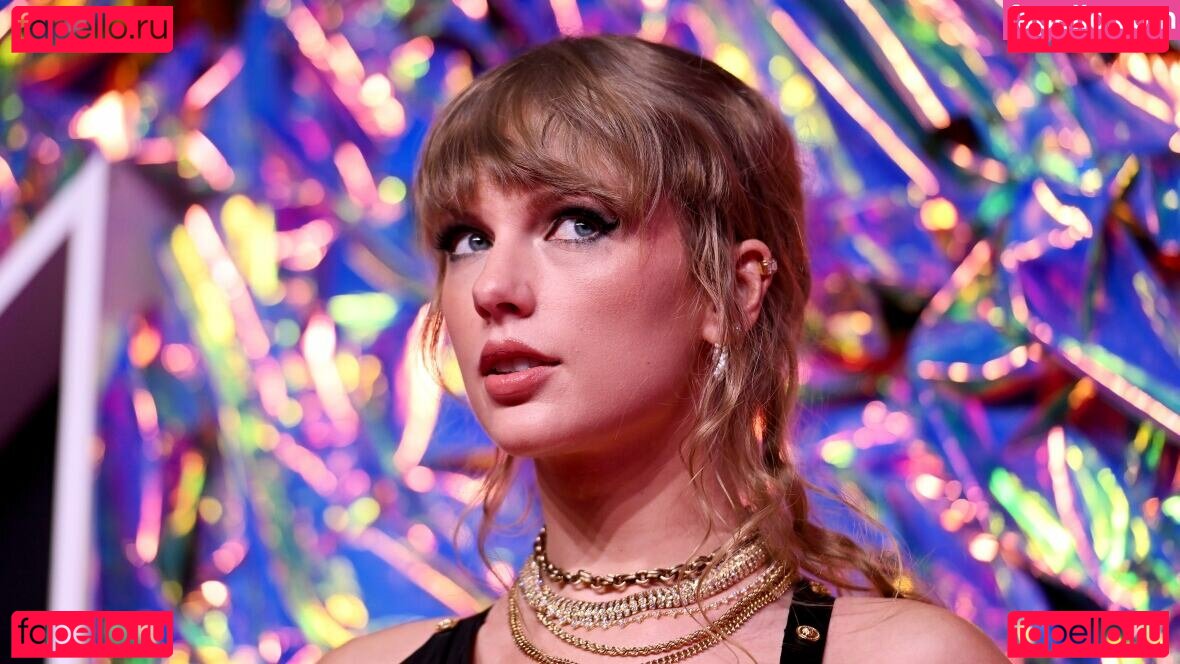 Taylor Swift / taylorswift Onlyfans Photo Gallery 