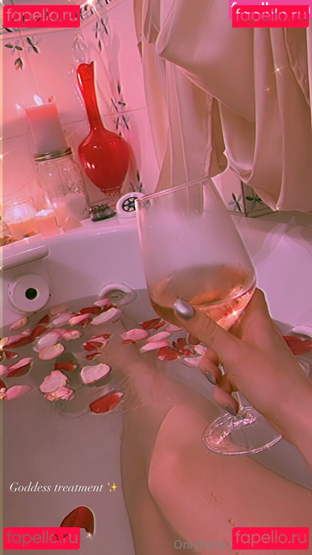 connyfox Onlyfans Photo Gallery 