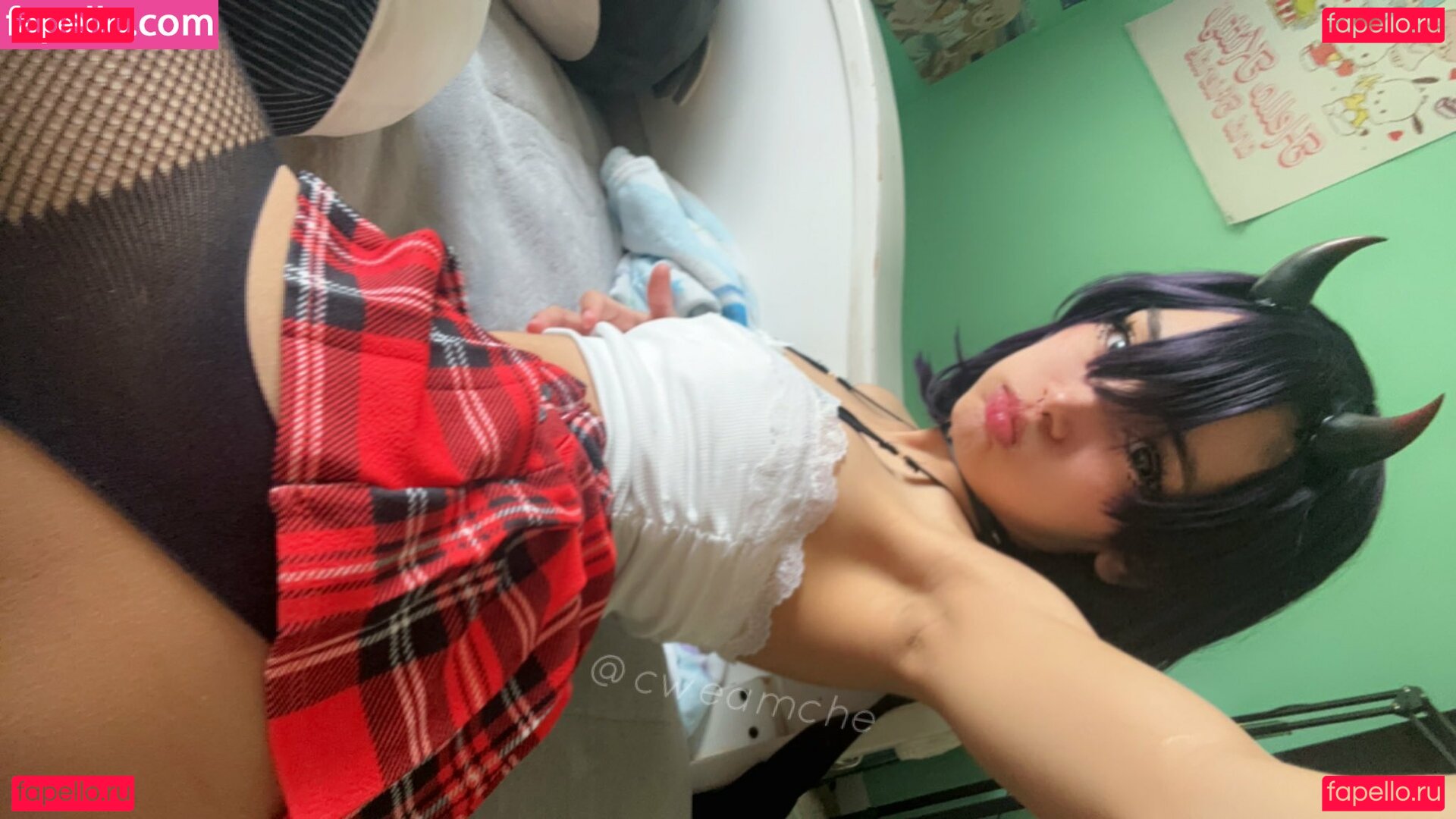 cweamche Onlyfans Photo Gallery 