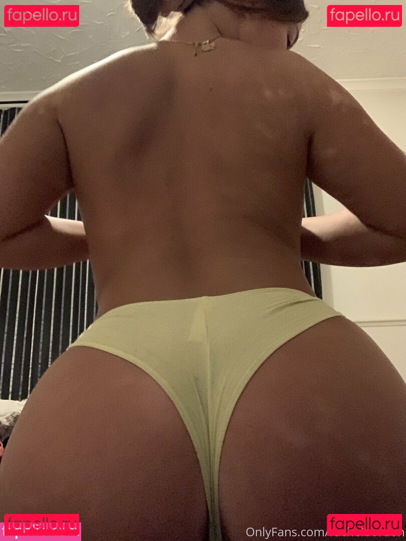 racheaelgordon / rachgordon Onlyfans Photo Gallery 