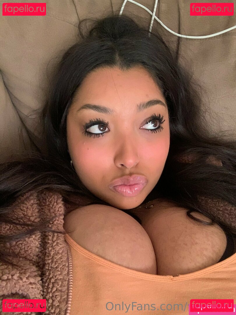 Vera Ewing / Vera34H Onlyfans Photo Gallery 