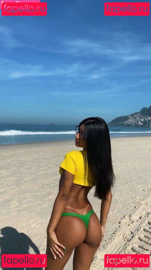 Gabrielle Wlisses / gabs_handly / gabwlisses Onlyfans Photo Gallery 