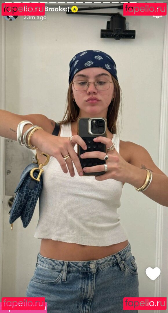 Emma Brooks / emmabrooks / emmabrooksxoxo Onlyfans Photo Gallery 