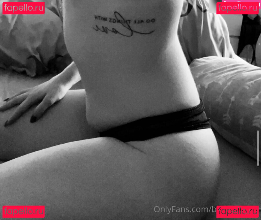 blondiiie / blondiiie_03 Onlyfans Photo Gallery 