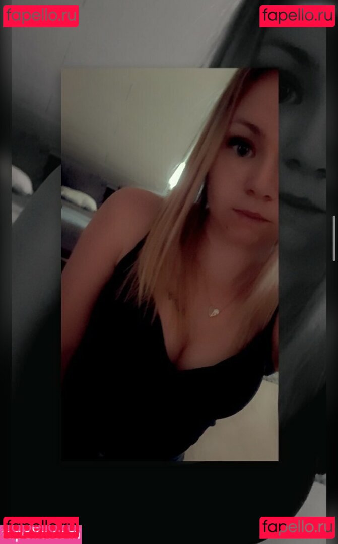 blondiiie / blondiiie_03 Onlyfans Photo Gallery 