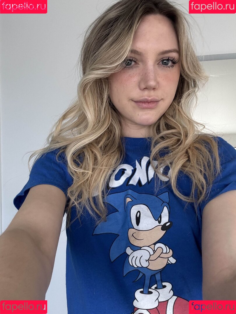 Kimmee Onlyfans Photo Gallery 