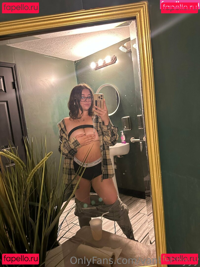 vanbabby / vanbabbyyy Onlyfans Photo Gallery 