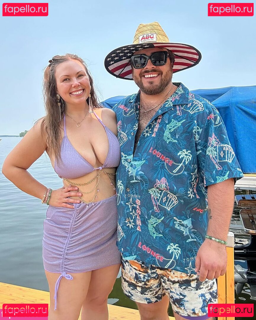 bestlifebybrooke / brookesbiglife Onlyfans Photo Gallery 