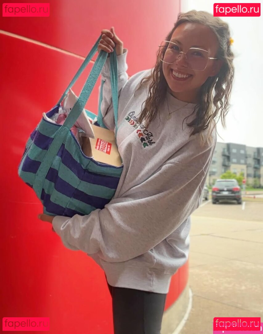 bestlifebybrooke / brookesbiglife Onlyfans Photo Gallery 