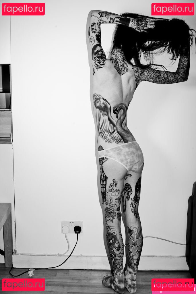 GraceNeutral Onlyfans Photo Gallery 