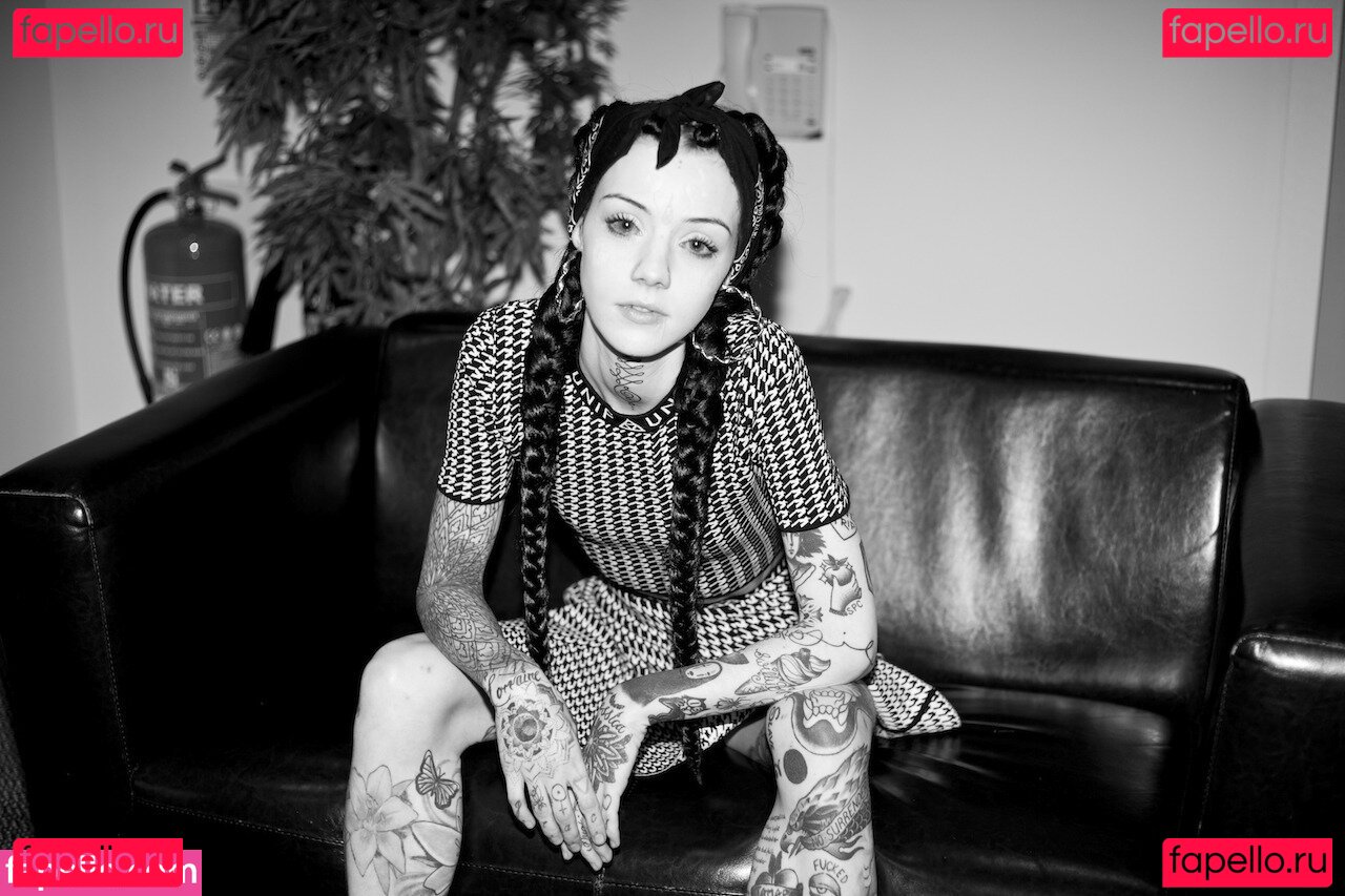 GraceNeutral Onlyfans Photo Gallery 