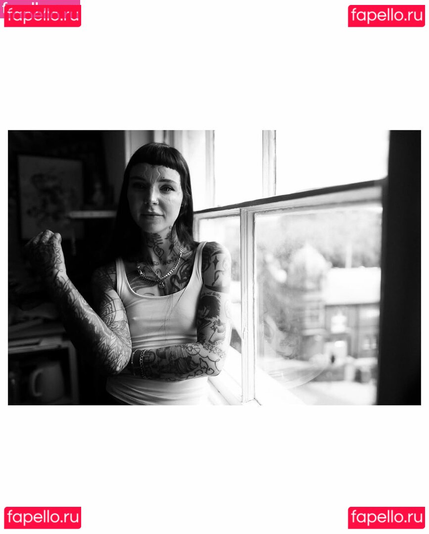 GraceNeutral Onlyfans Photo Gallery 