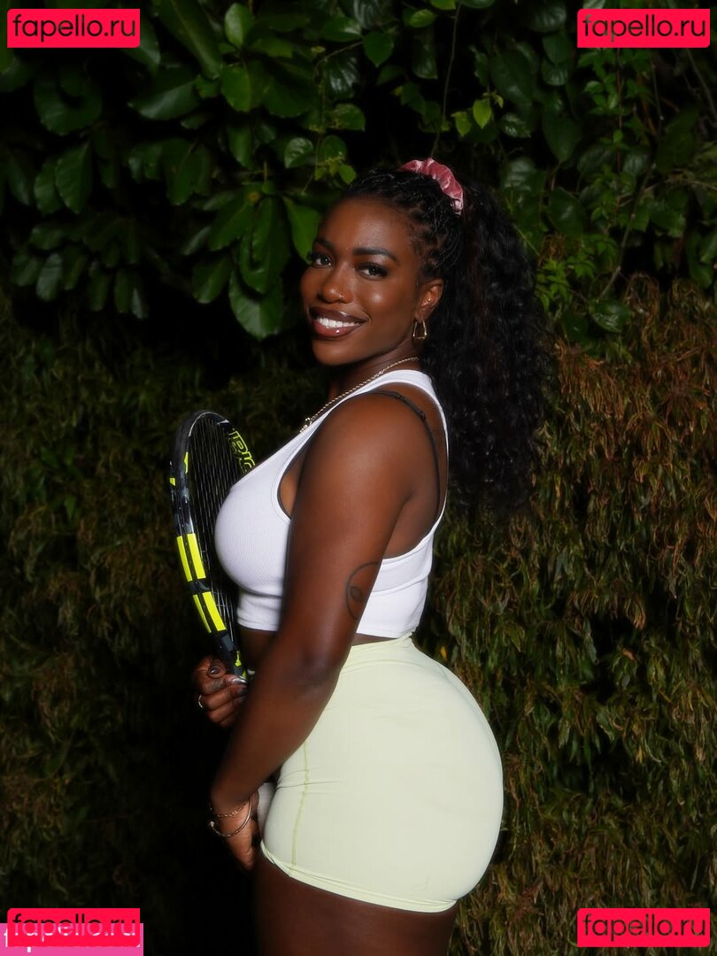 Sachia Vickery / SachiaVick Onlyfans Photo Gallery 