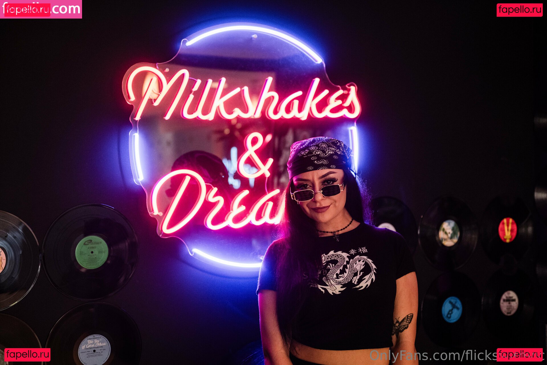 flickswithvic / flickswithviic Onlyfans Photo Gallery 