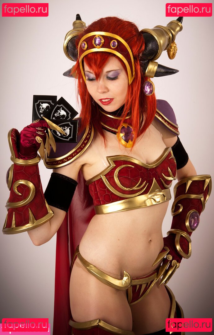 Kamui Cosplay Onlyfans Photo Gallery 