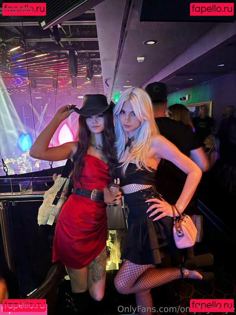 onlyfayefaye Onlyfans Photo Gallery 