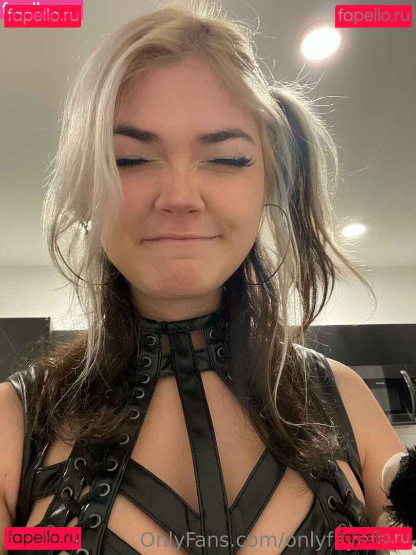 onlyfayefaye Onlyfans Photo Gallery 