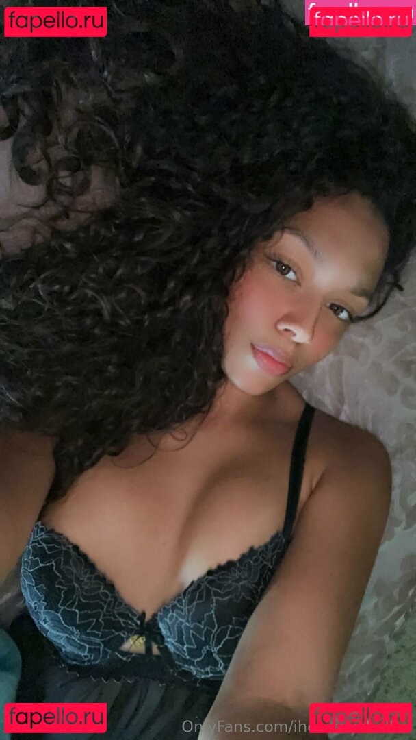 iheartmichell3 / iheartmichellex Onlyfans Photo Gallery 