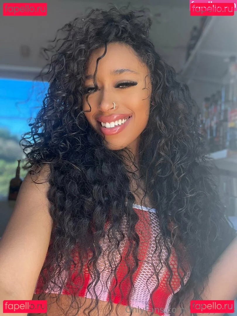 yazzyyams Onlyfans Photo Gallery 