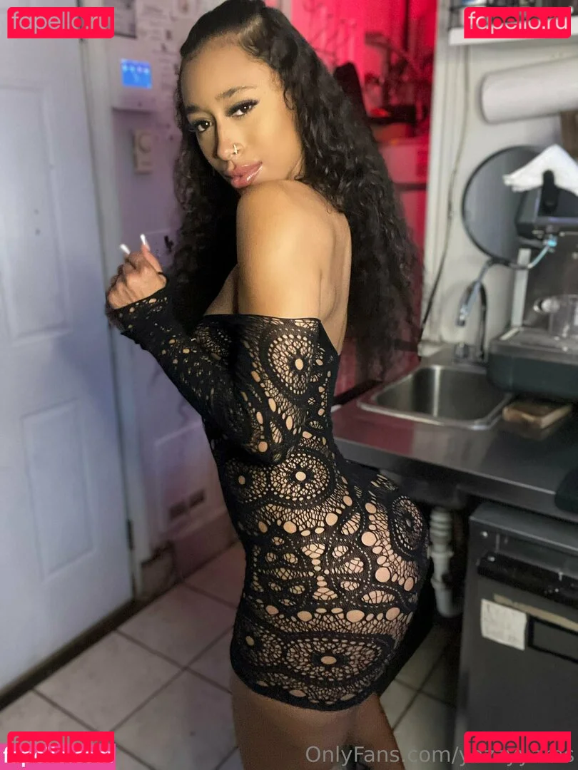 yazzyyams Onlyfans Photo Gallery 