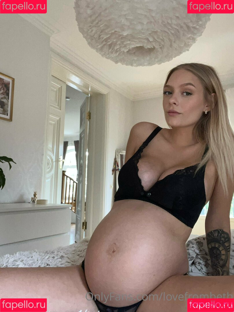 LoveFromBeth Onlyfans Photo Gallery 