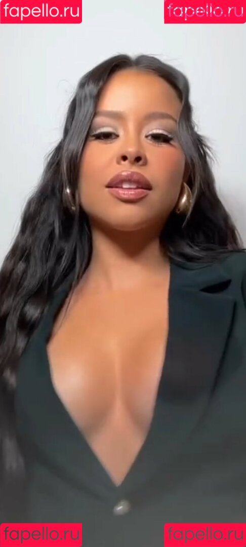 Cierra Ramirez Onlyfans Photo Gallery 