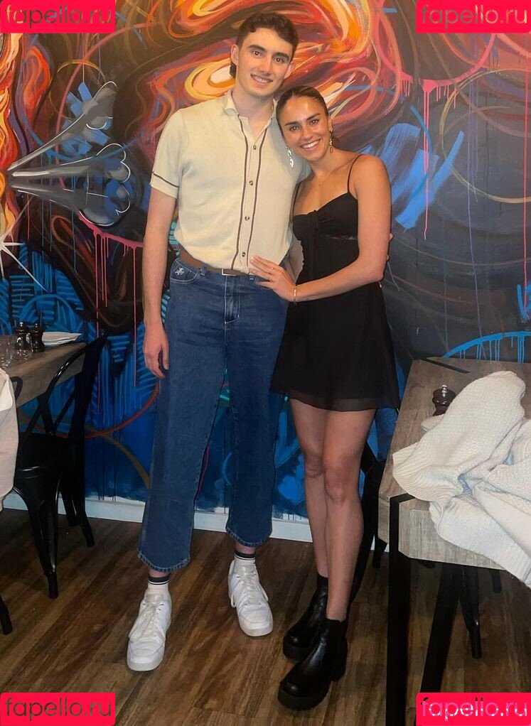 Imogen Russell Onlyfans Photo Gallery 