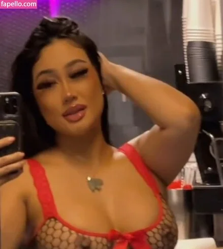 Beamer Babe Onlyfans Photo Gallery 