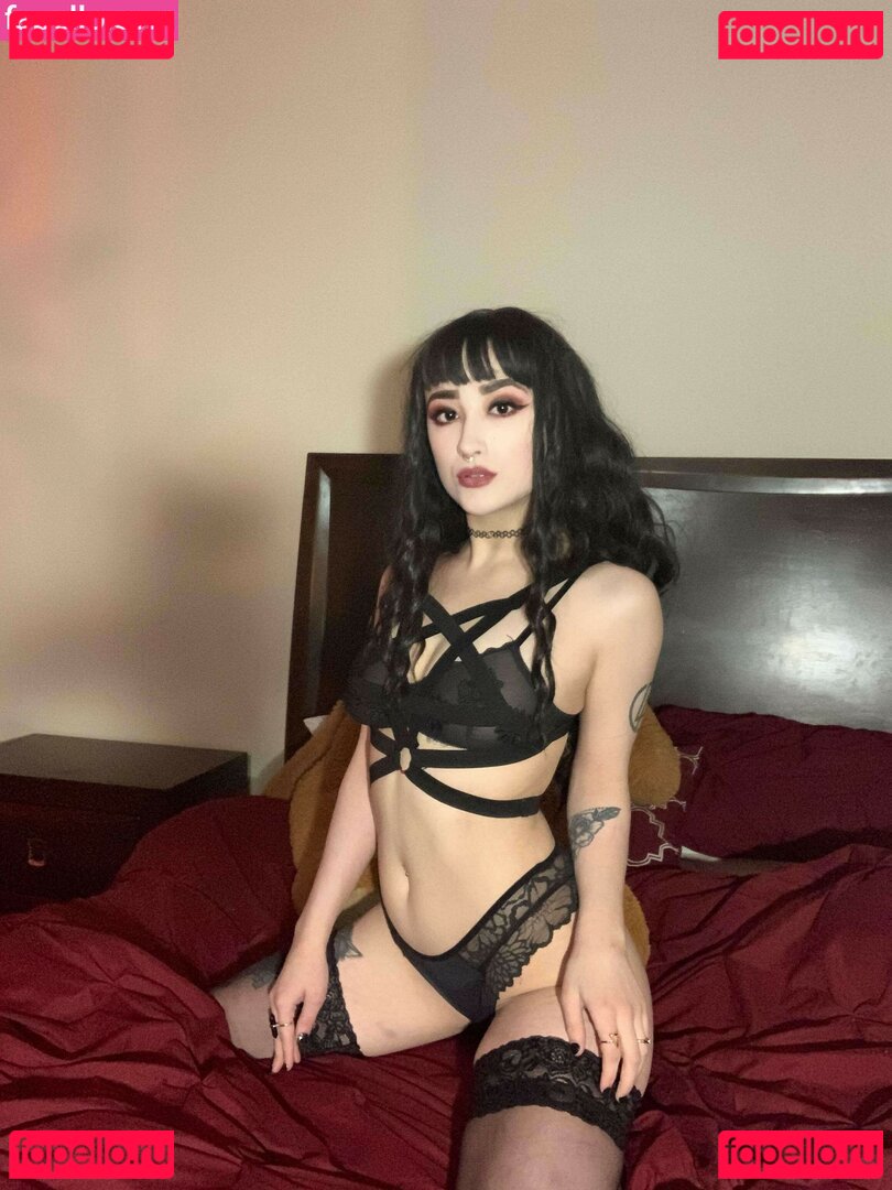 Hungrybats Onlyfans Photo Gallery 