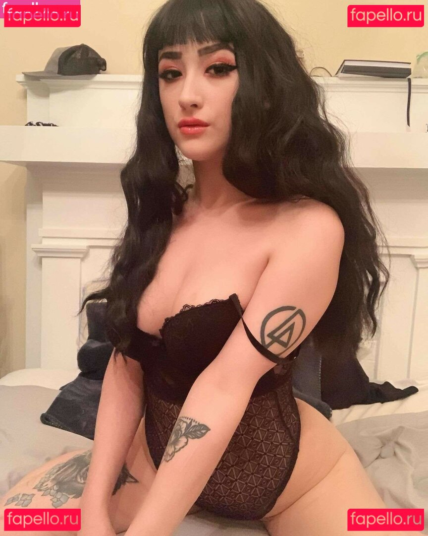 Hungrybats Onlyfans Photo Gallery 