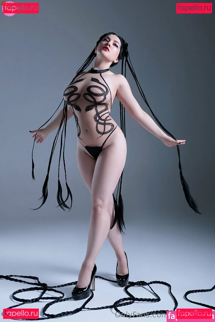 zoevolfcos Onlyfans Photo Gallery 