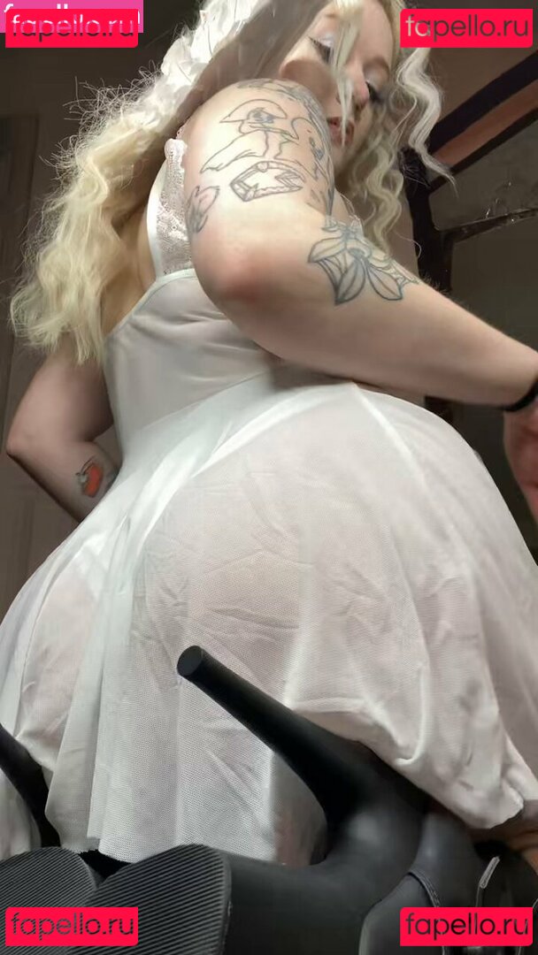 crybaby_pixie Onlyfans Photo Gallery 