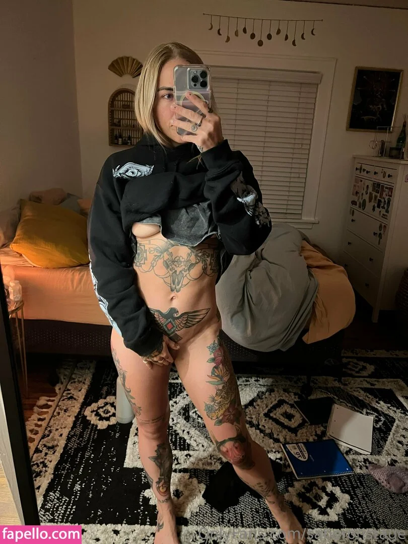 saberonstage Onlyfans Photo Gallery 