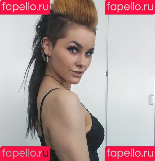 VMissyB Onlyfans Photo Gallery 