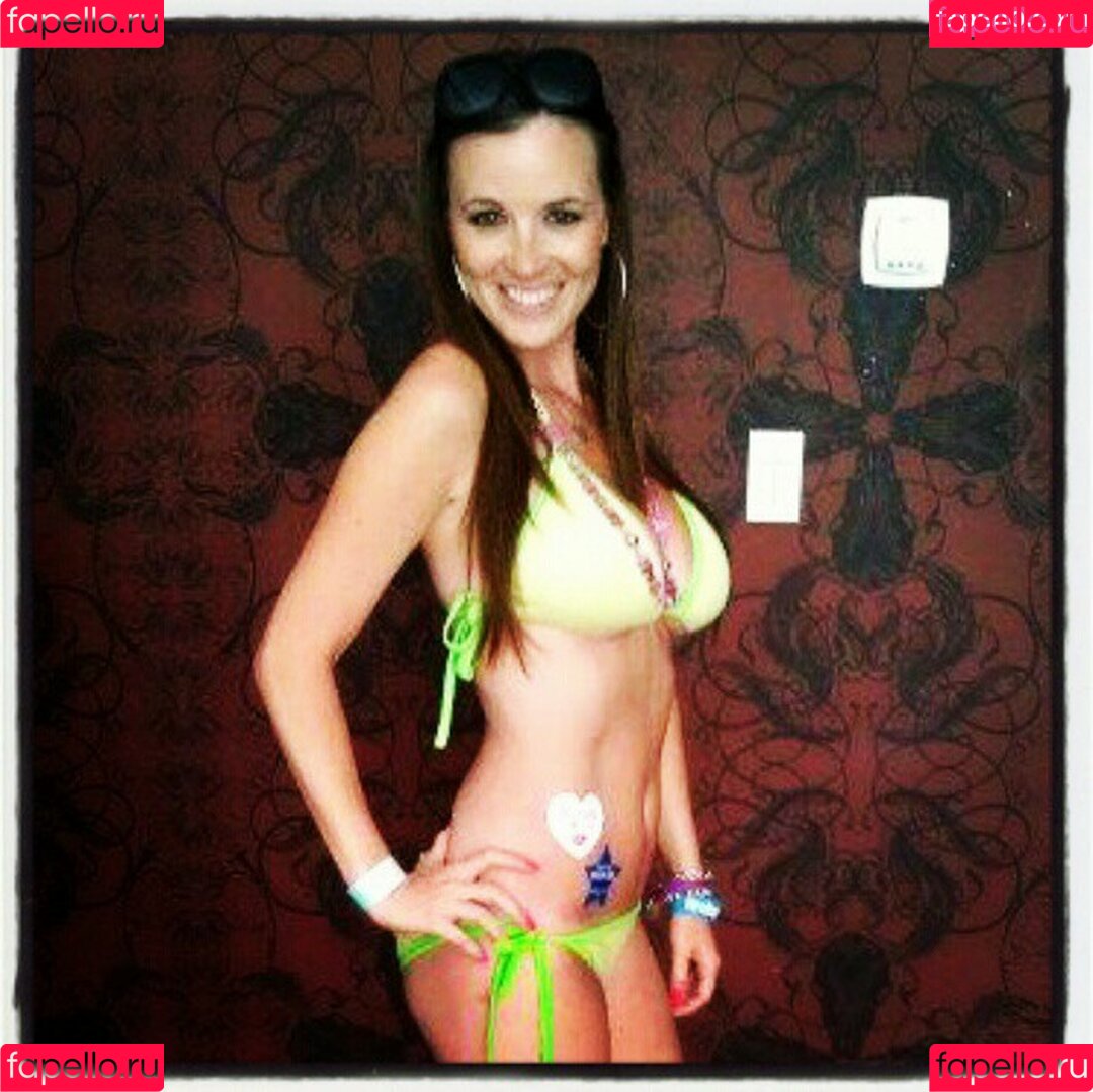 Marci Whitehurst Onlyfans Photo Gallery 