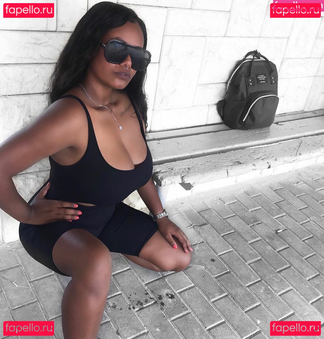 JustNati / _justnati_ Onlyfans Photo Gallery 