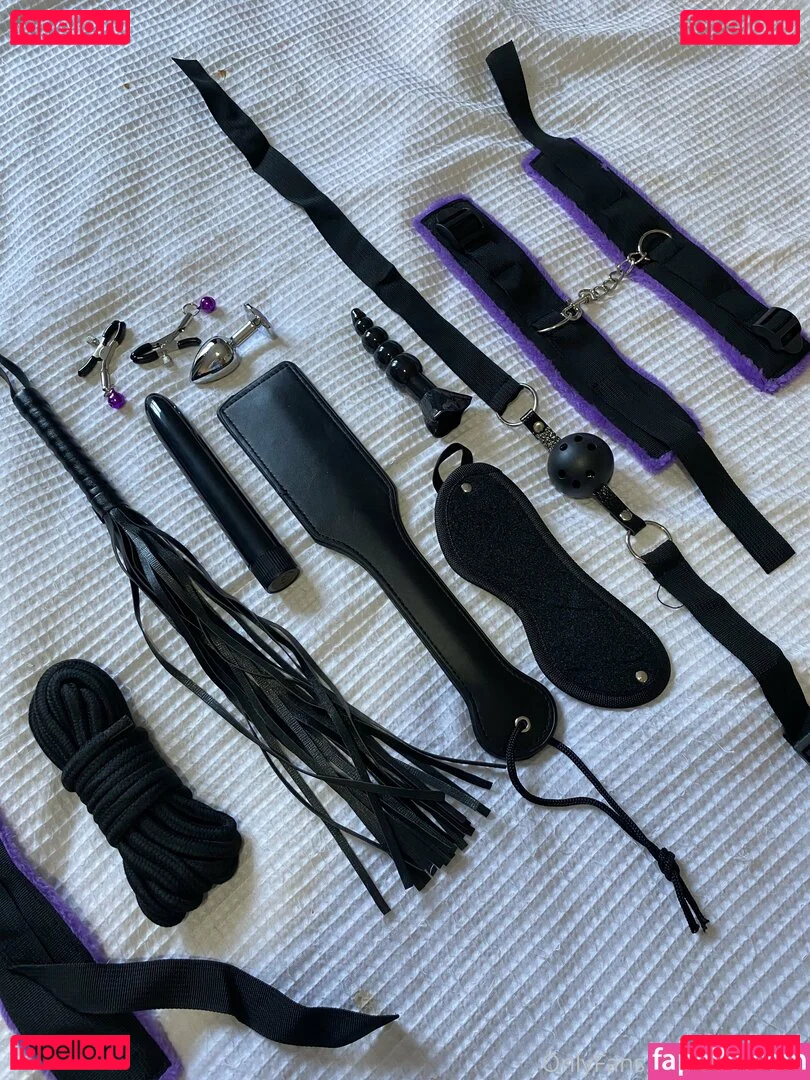 caityloux Onlyfans Photo Gallery 