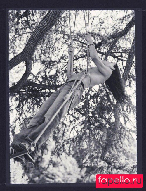 Laetitia Casta Onlyfans Photo Gallery 